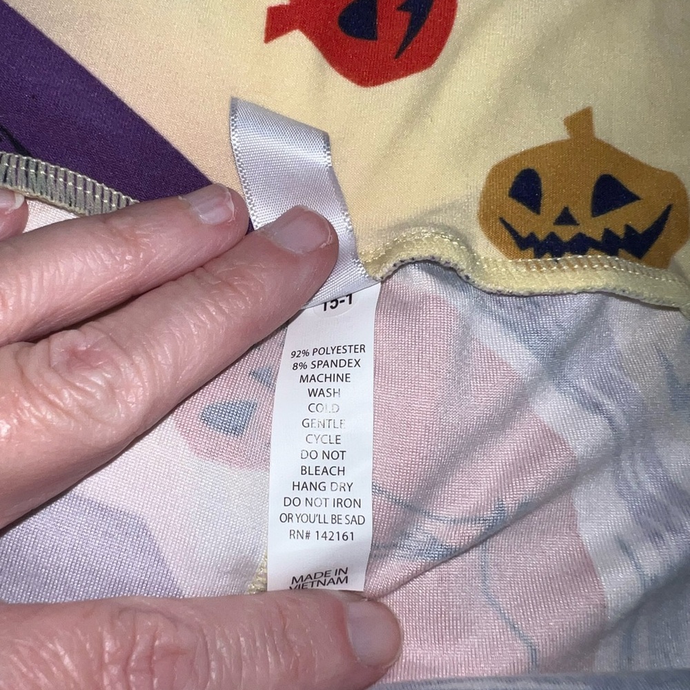 LuLaRoe butter soft leggings Disney Nightmare Before Christmas size T&C XL XXL - Picture 4 of 7